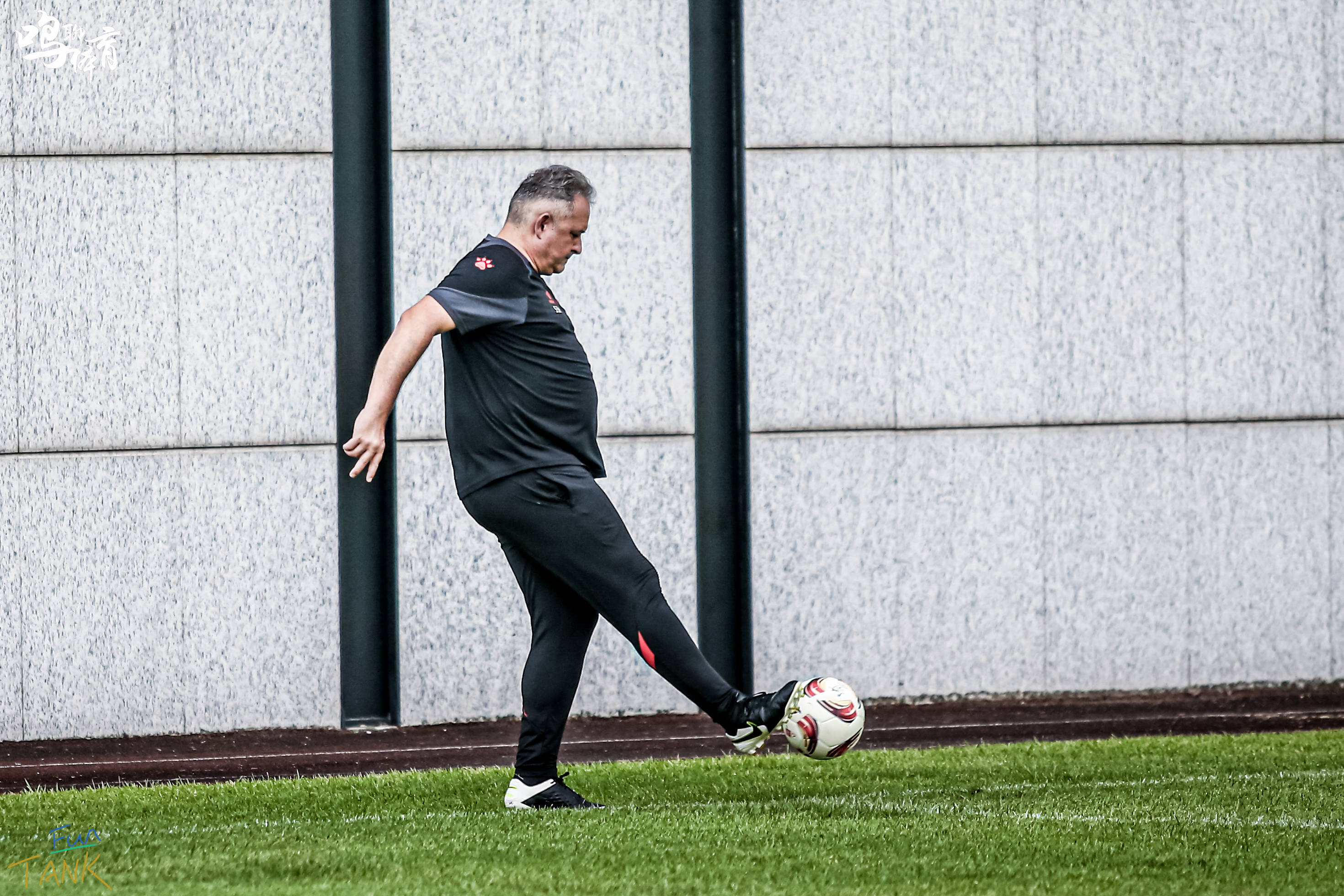 开云体育平台-中国篮球青训营海外拉练：赴西班牙对抗欧洲强队的简单介绍