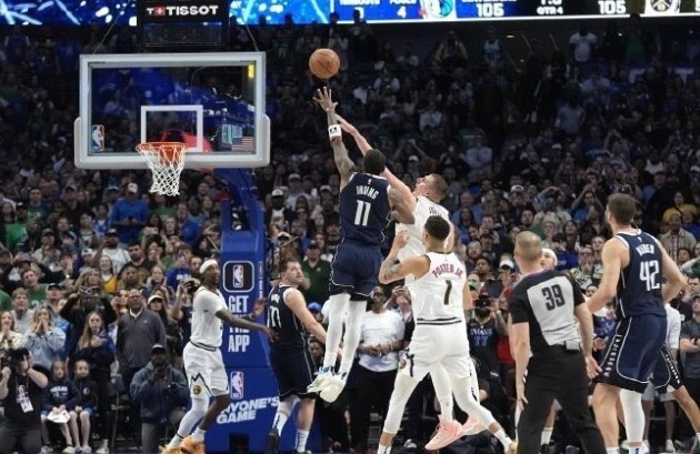 开云体育网站-NBA十大经典绝杀瞬间 