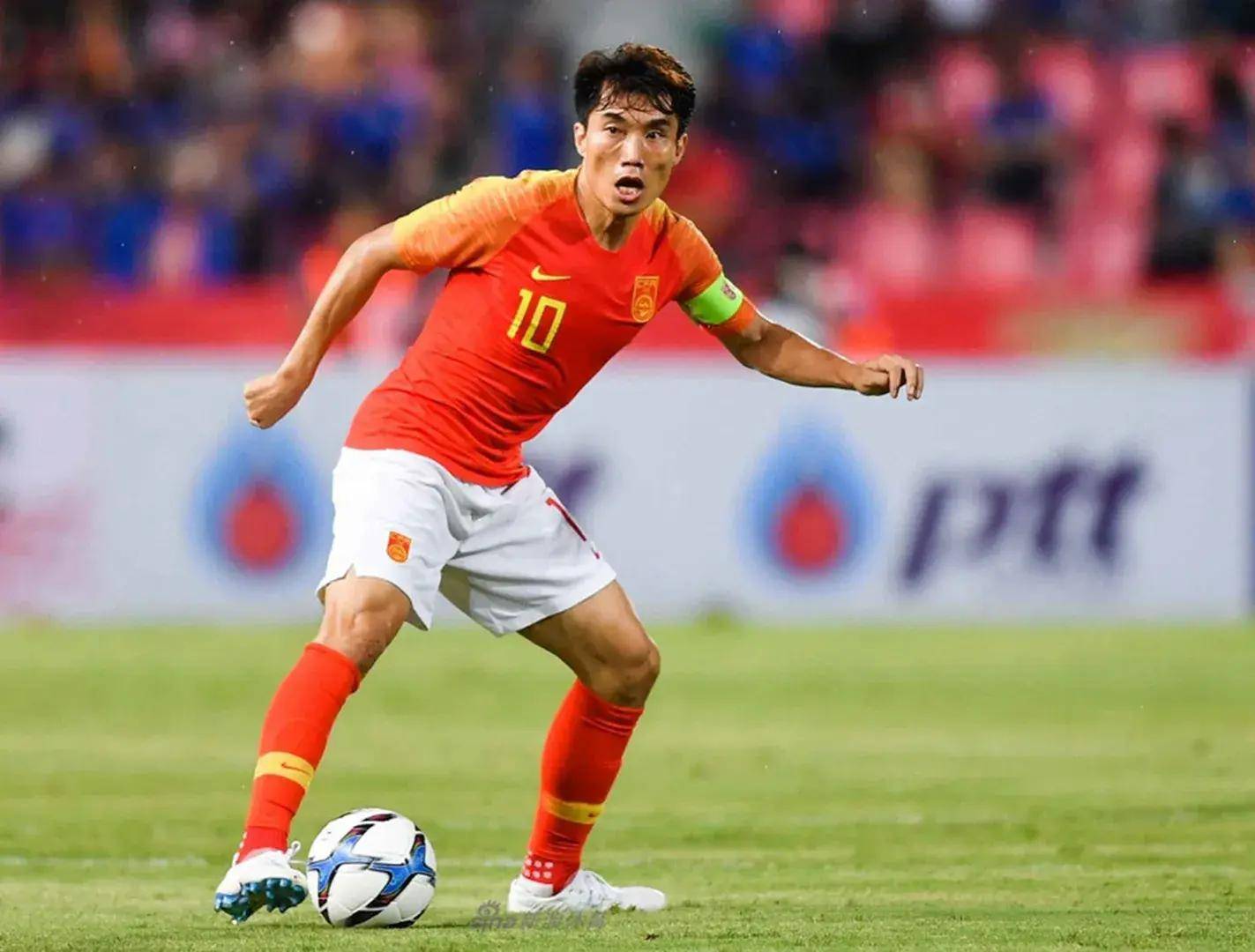 关于中国足球广告代言盘点:谁最吸金?的信息 关于中国足球广告代言盘点:谁最吸金?的信息