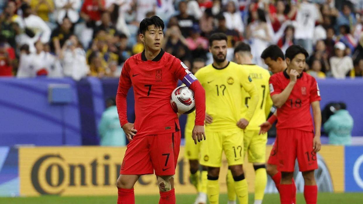 开云体育在线入口-韩国球员在欧洲遍地开花，中国仅武磊1人的简单介绍