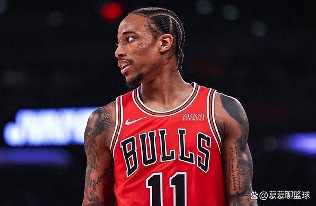 开云体育官网入口-湖人交易拉塞尔+首轮换德罗赞，阵容再升级 