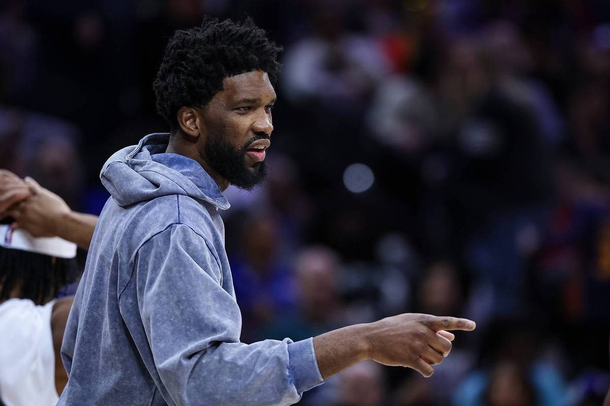 开云体育网站-恩比德连续10场40+，近50年仅次于科比 