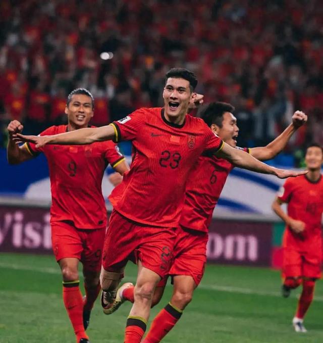 开云体育在线登入-归化球员在国足的表现汇总 