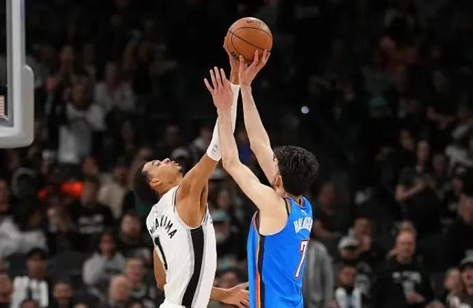 包含文班亚马新秀赛季数据预测：20+10+3帽？的词条