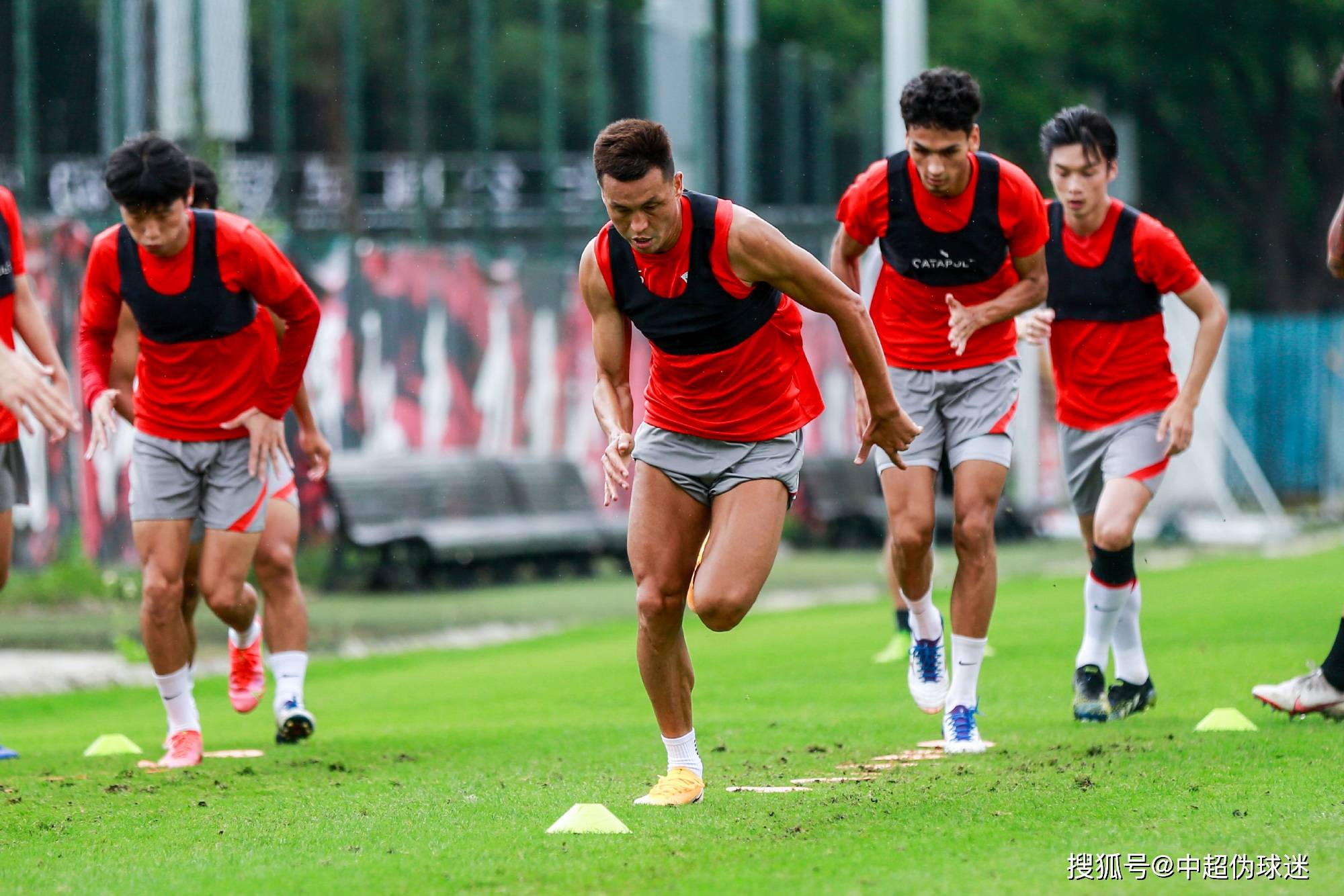 开云体育网站入口-球员负荷管理：密集赛程的解决方案 